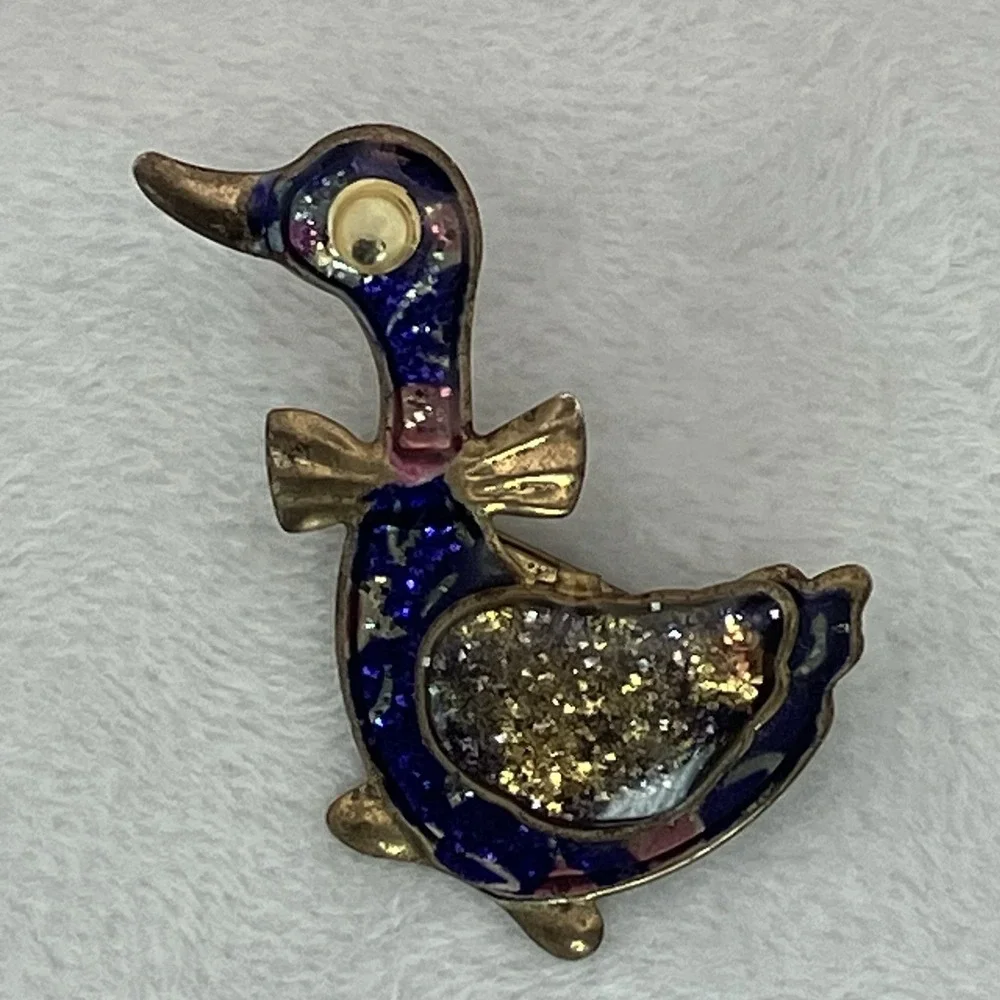 Vtg Silly Mother Goose Brooch Pin Gold Tone Multicolor Cottagecore Whimsy Kitsch